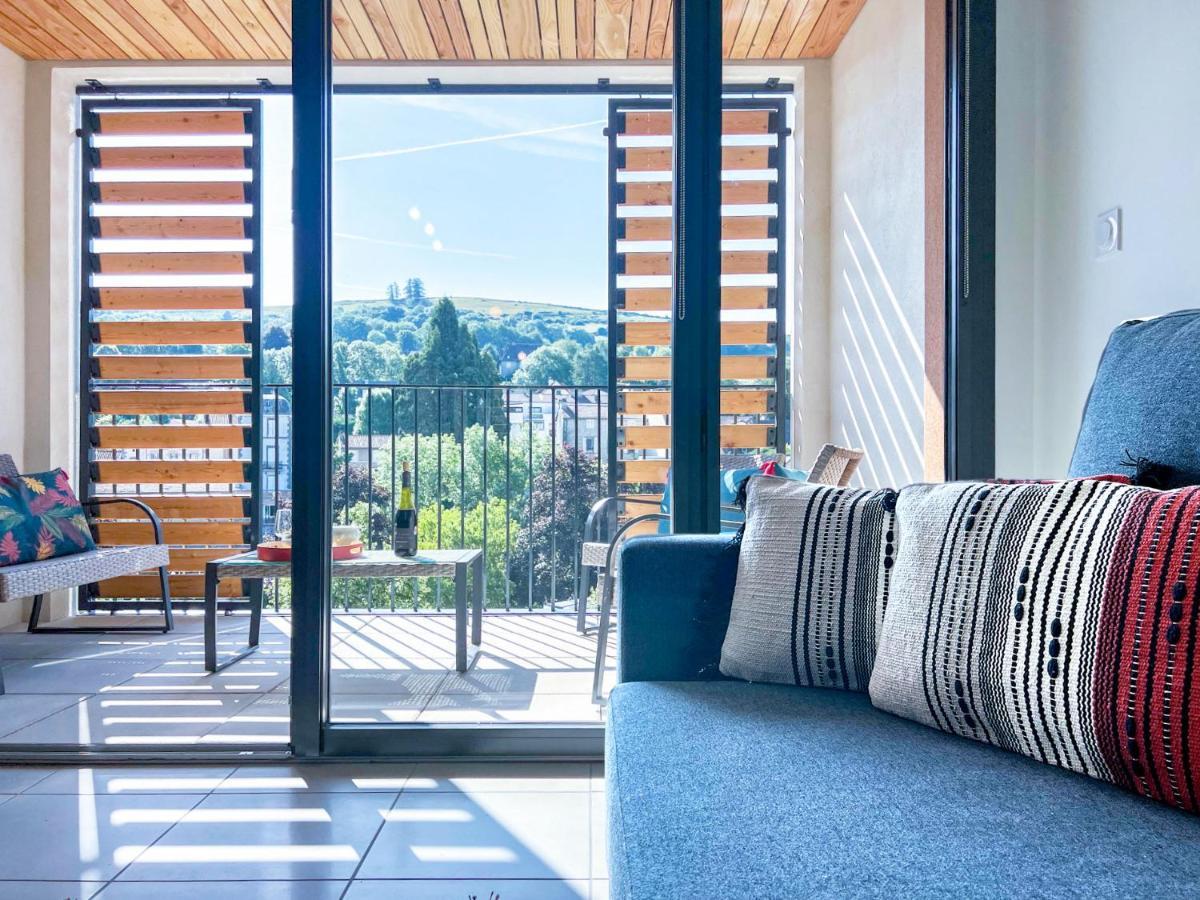 Appartement Le frère Charmes à Aurillac Extérieur photo