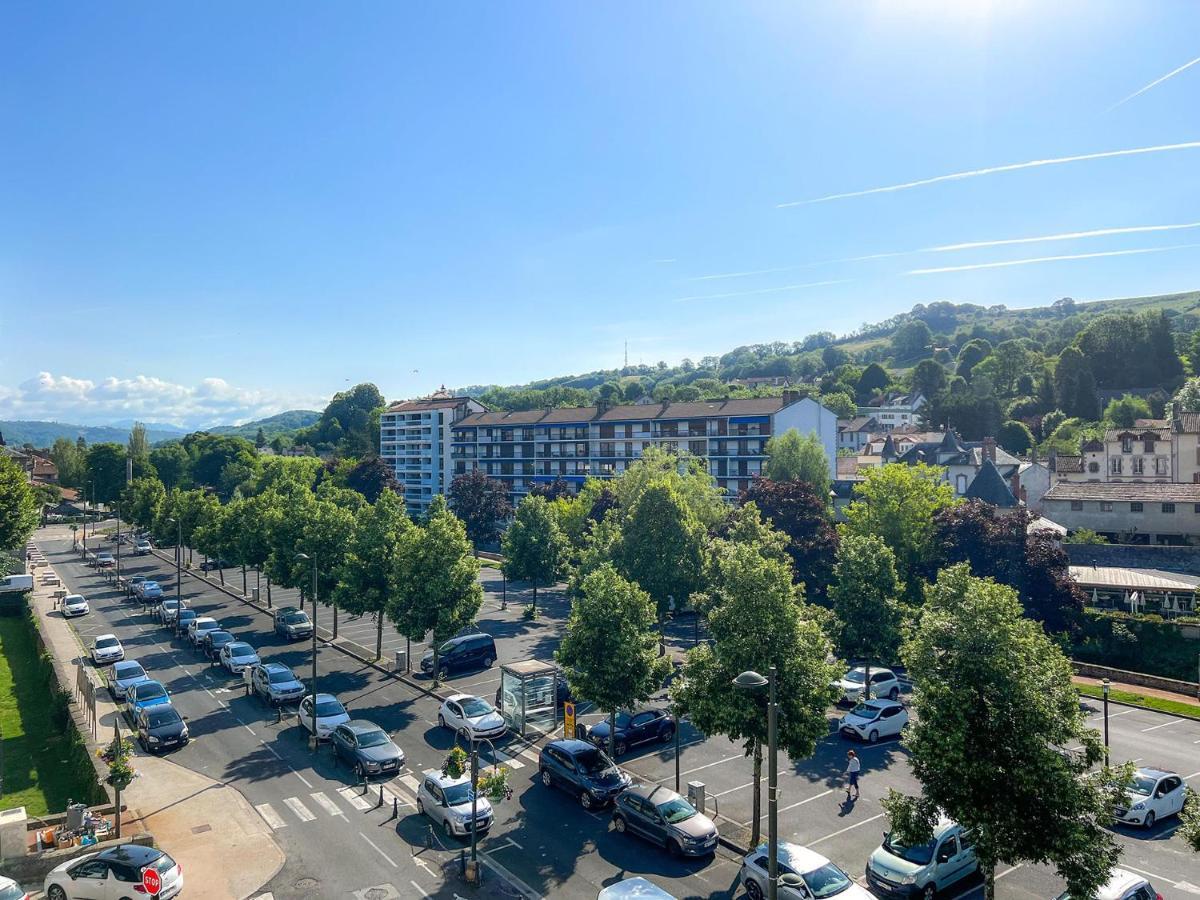 Appartement Le frère Charmes à Aurillac Extérieur photo